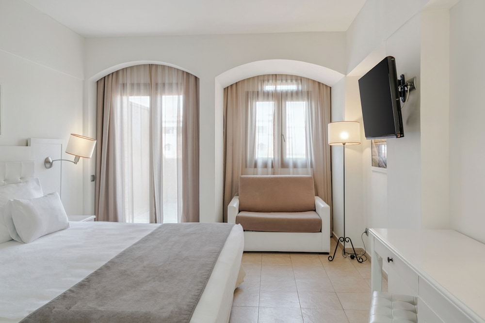 Room, Double Bed, Lagoon View, Vila Gale Isla Canela 4/10