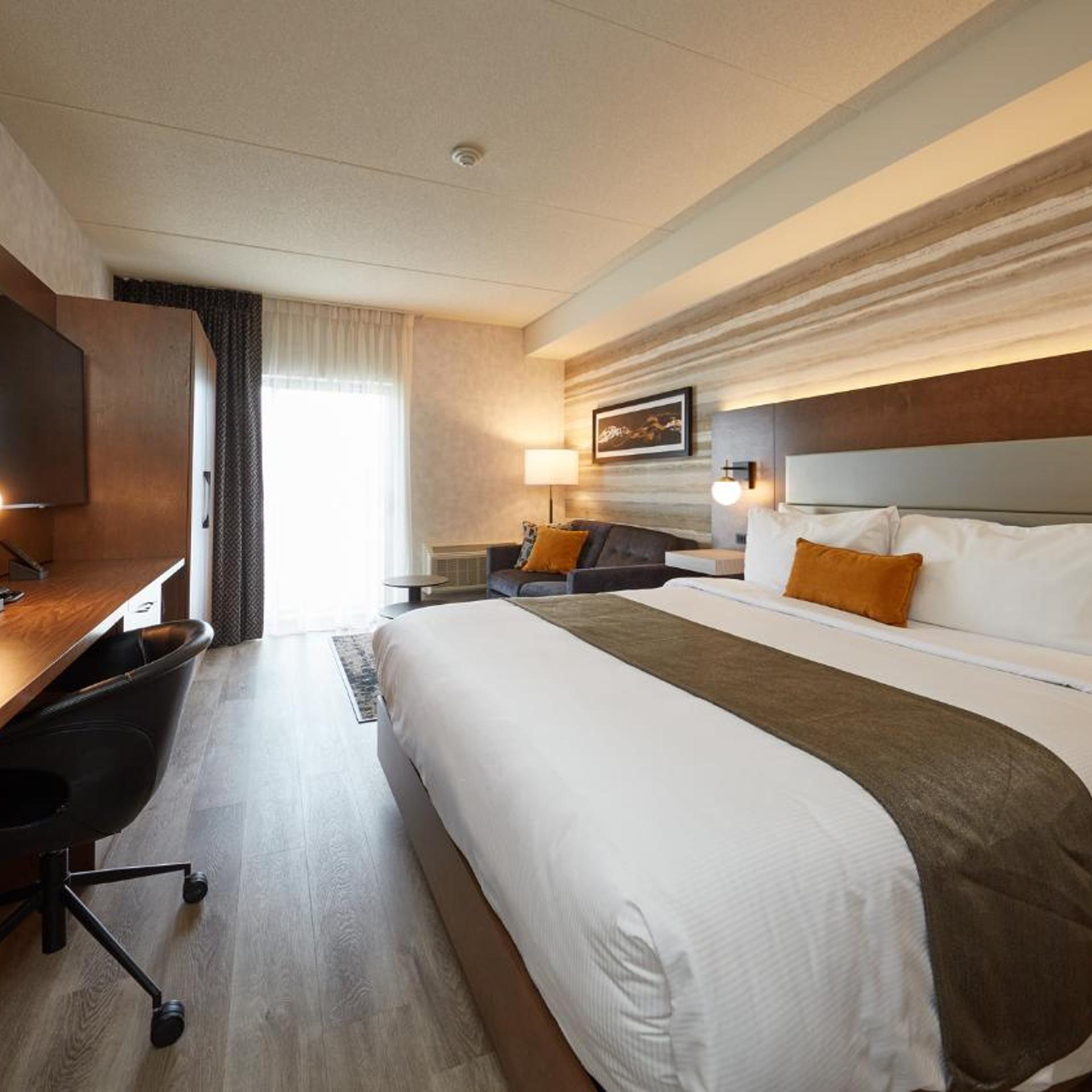 Renovated, Business, King Bed