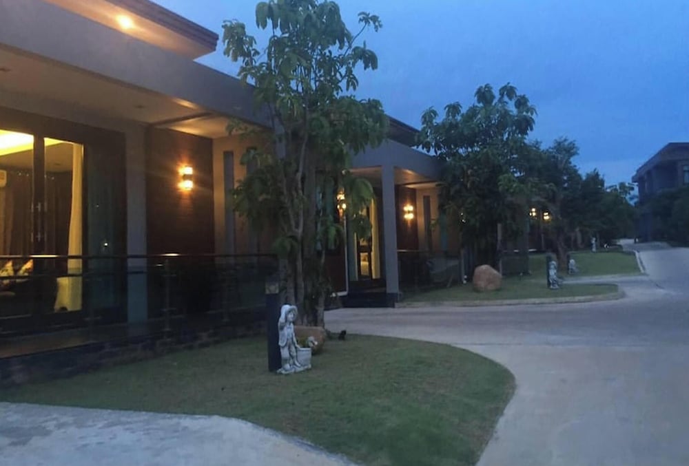 Nutchana Hill Boutique Hotel 18/30