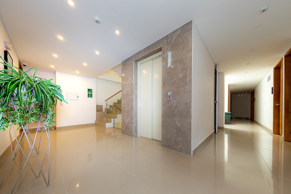 Hotel Infinity Medellin 8/67