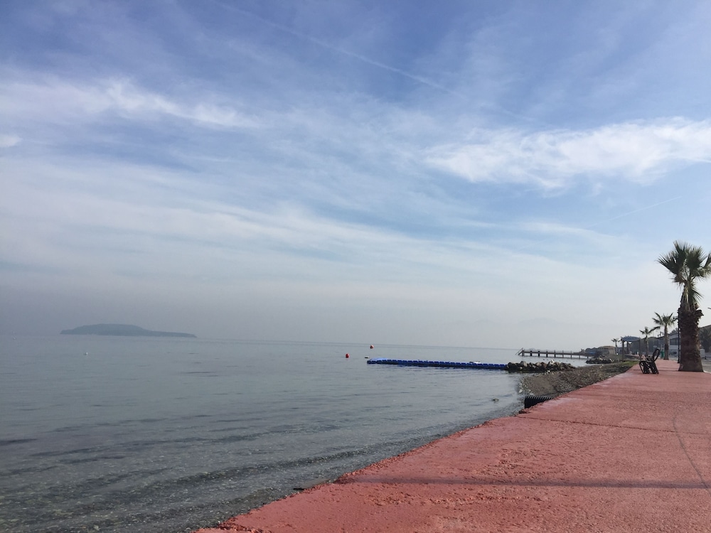 Serin Otel Urla 16/20
