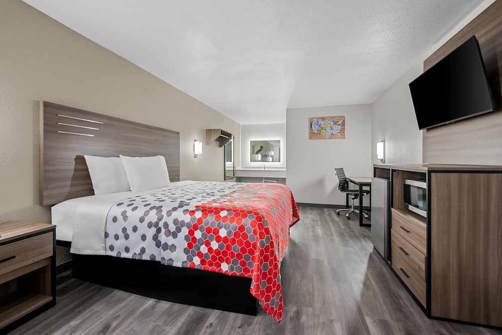 Econo Lodge Biloxi Beach 15/43