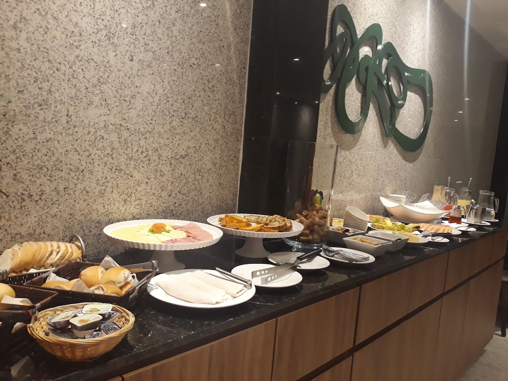 Aquidaba Praia Hotel 37/42