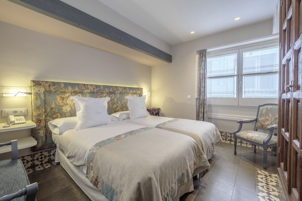 Apartasuites Alberca 12/50