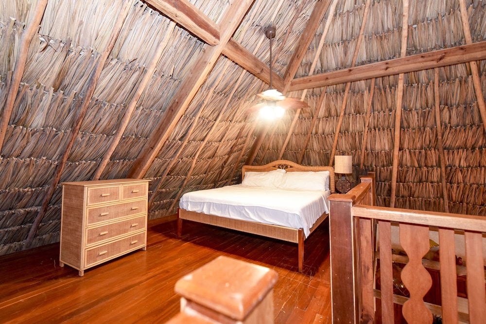Captain Morgans Retreat 42/80