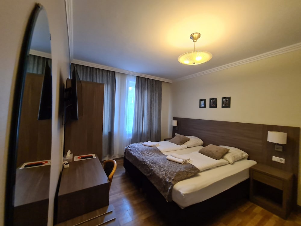 Cara Vita Hotel 17/62
