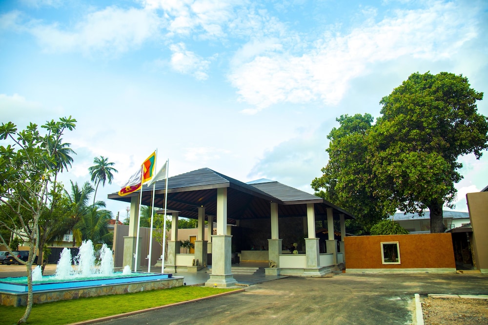 Full Moon Garden Hotel 34/41
