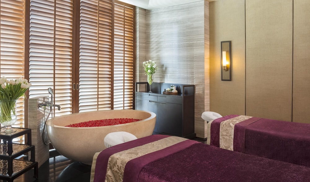 Siam Kempinski Hotel Bangkok 44/89