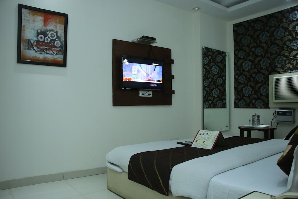 Hotel Grace At Karol Bagh 26/45
