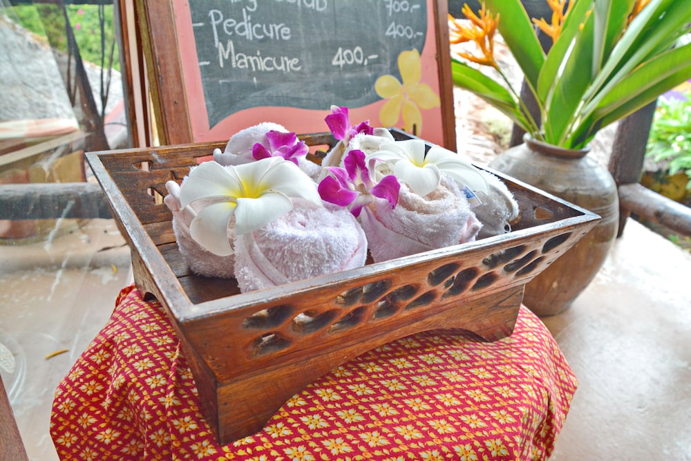 Baan Laanta Resort & Spa 28/69