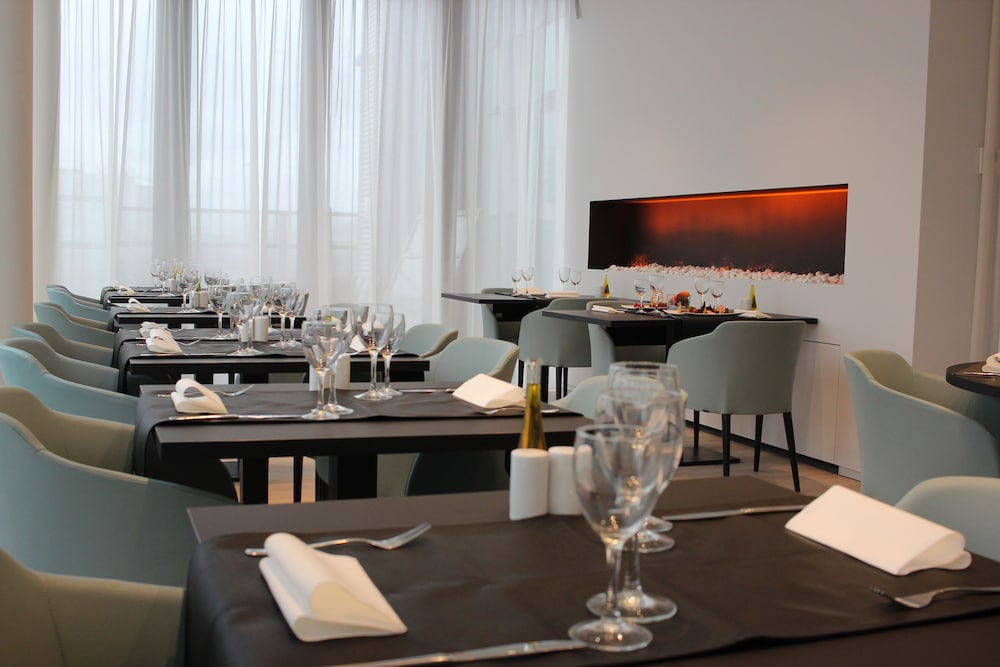 Park Inn By Radisson Liege Airport 73/81