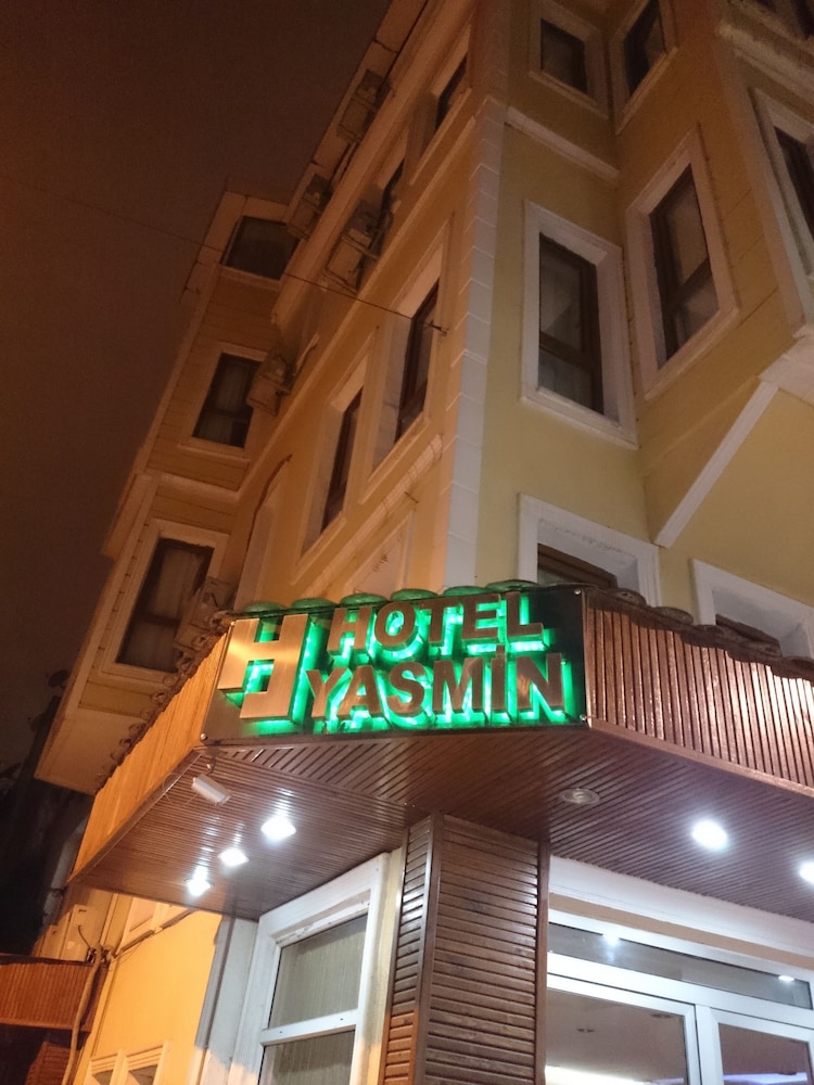 Yasmin Hotel 3/48