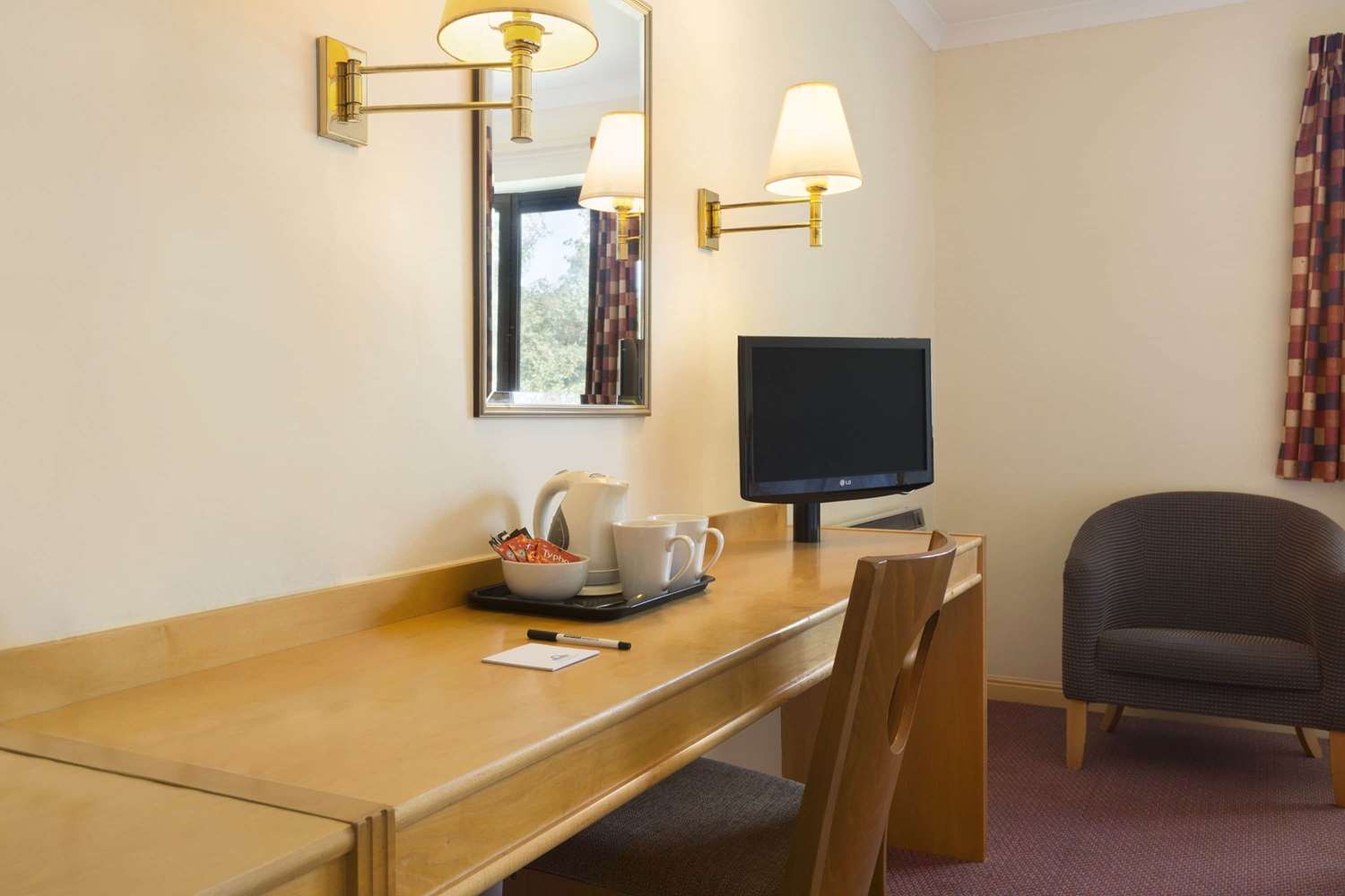 Days Inn by Wyndham Taunton 7/11