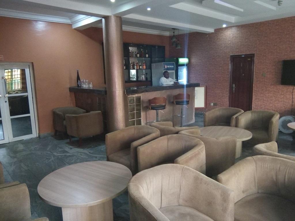 Alpina Lodge 11/16