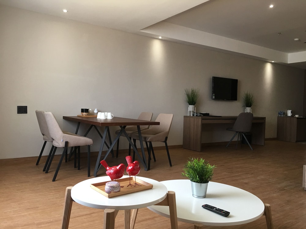 The Luxe Hotel Da Lat 60/76