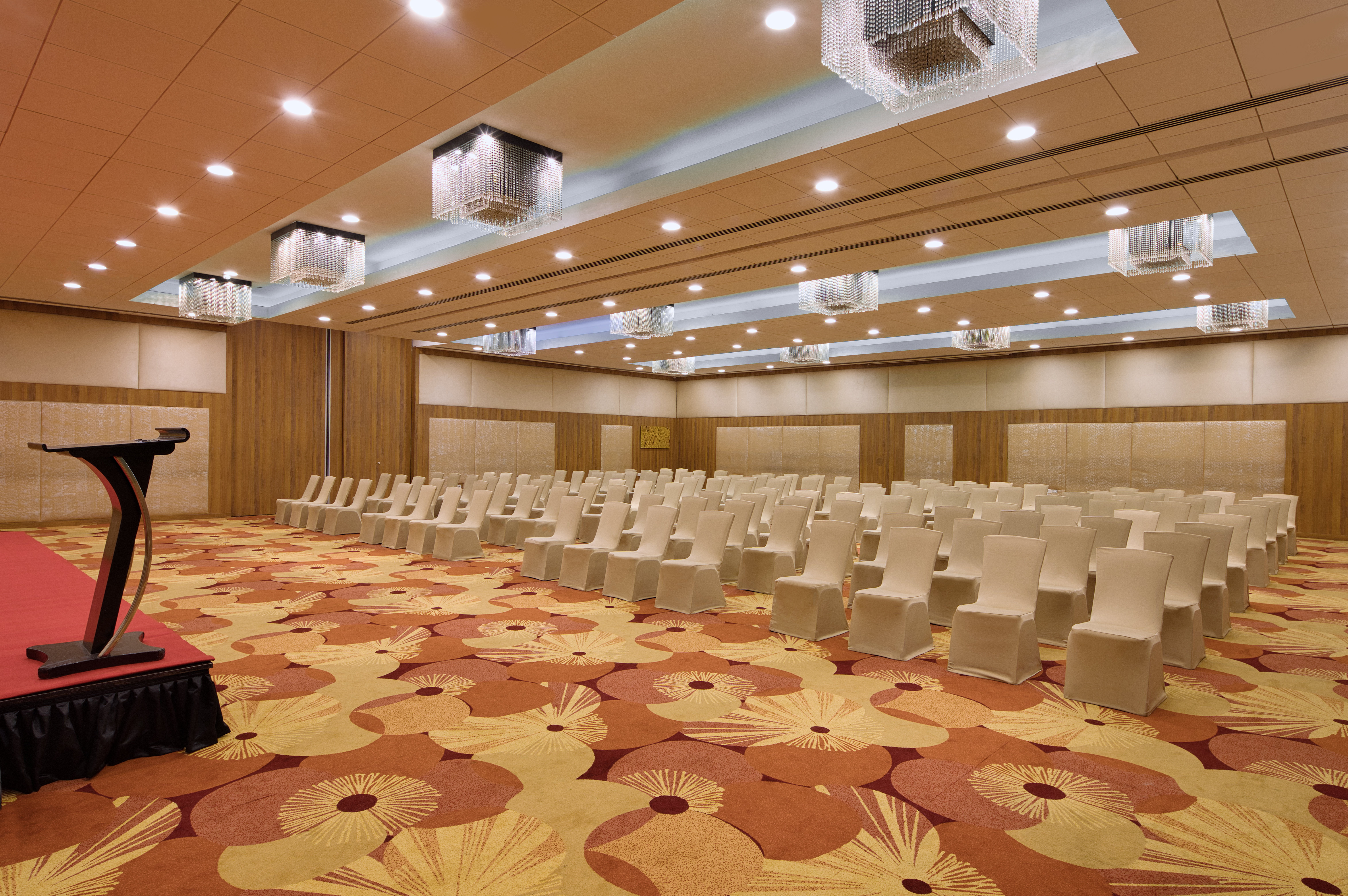Holiday Inn Cochin 36/76
