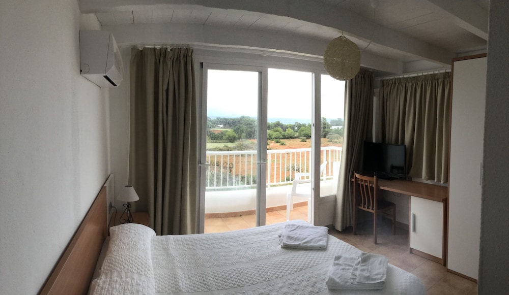 Hostal Cala Boix 9/35