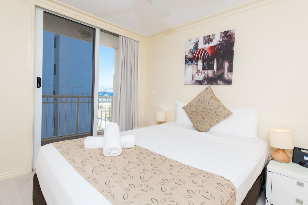 La Grande Apartments Broadbeach 14/48