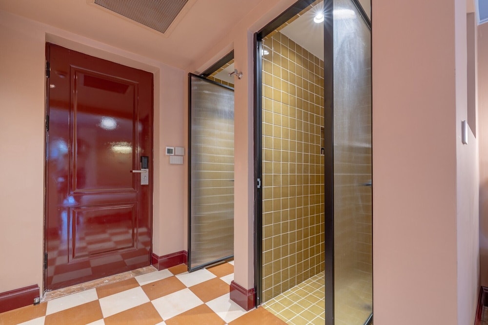 Yonca Anjelika Otel +12 16/50