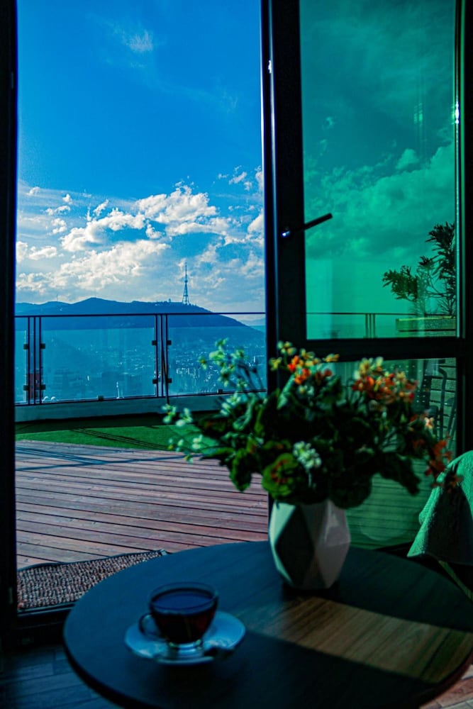Hotel Grand View In Tbilisi 43/45