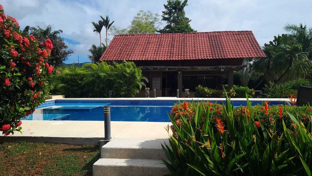 Hotel Villa Creole 51/54