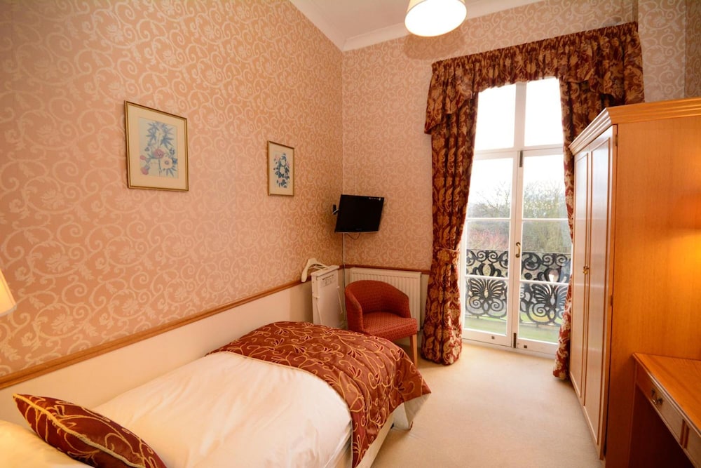 The Crescent Hotel 22/61