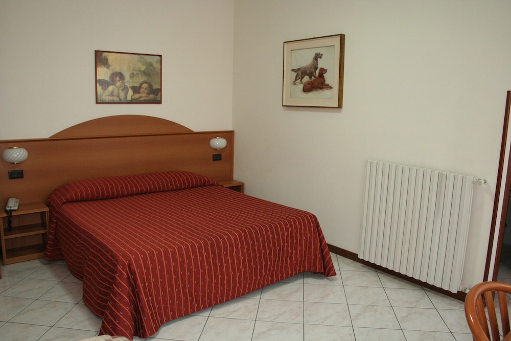 Hotel Ristorante Fiorentino 16/38