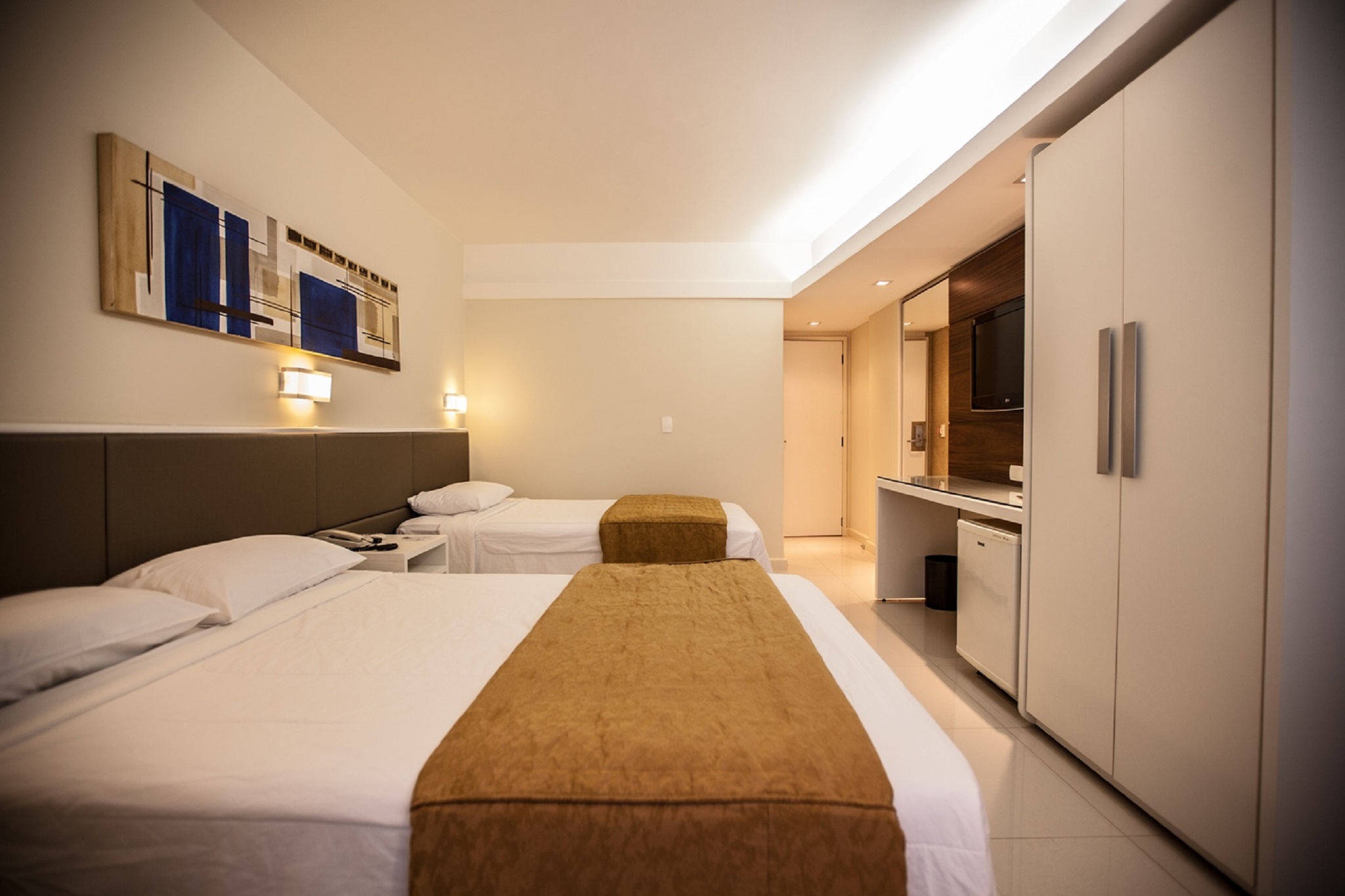 Deluxe, Twin Beds