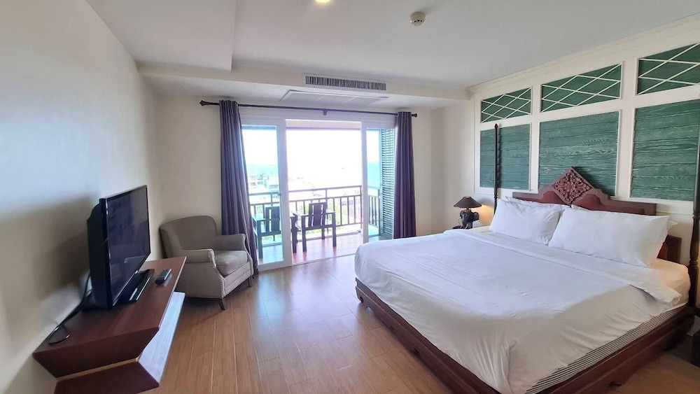 Heritage, Deluxe, Double Bed, Sea View