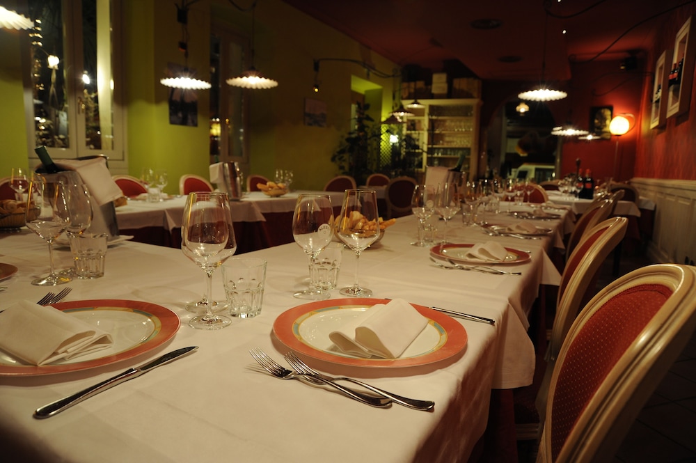 Alessi Hotel Trattoria 52/72