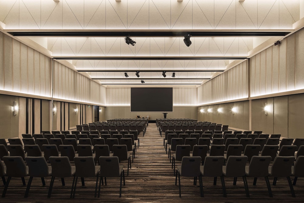 Rydges Melbourne 39/50