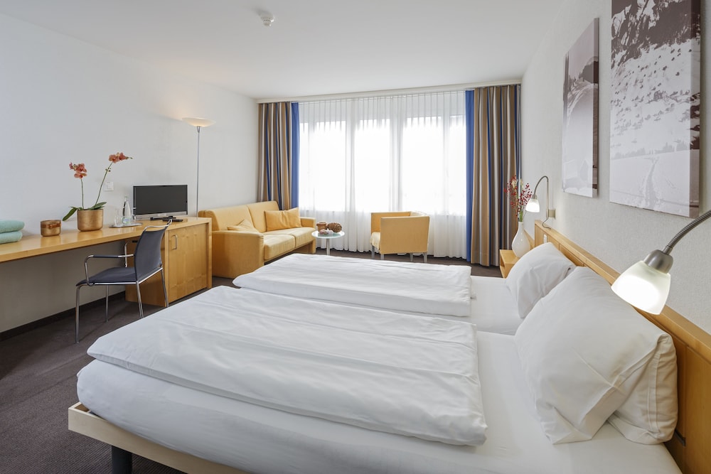 Hirschen Wildhaus Swiss Quality Hotel 6/50