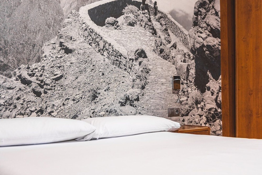 Plaza 35/56