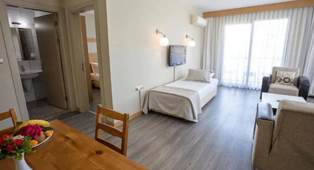 Cilek Marina Hotel 8/44