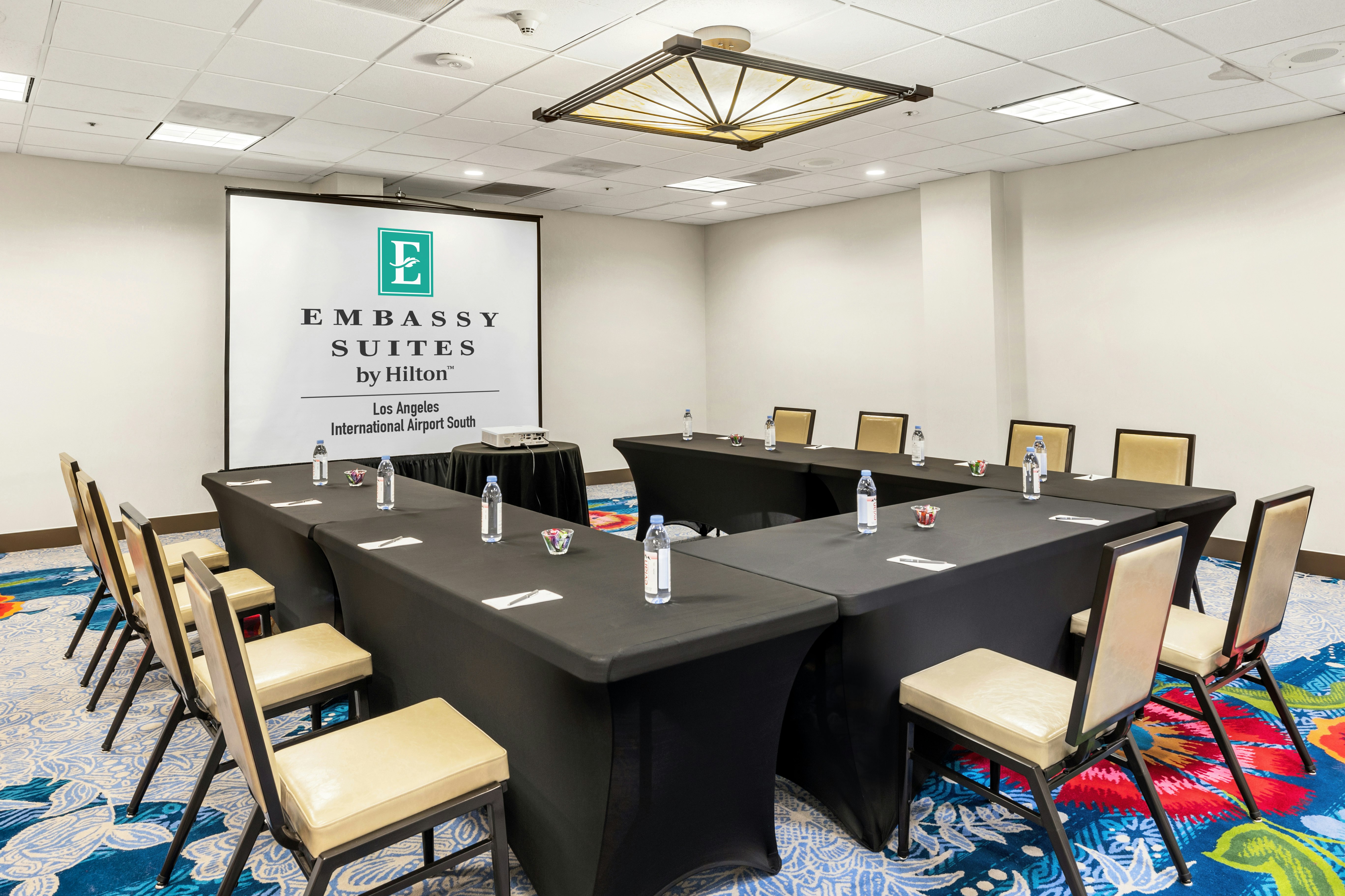 Embassy Suites by Hilton Los Angeles International Airport South 55/65