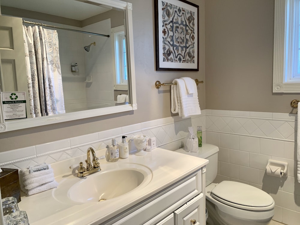Mccall House Bed And Breakfast 46/50