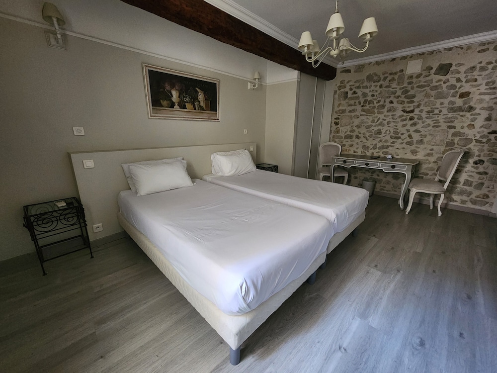 Hotel du Palais des Papes 5/35