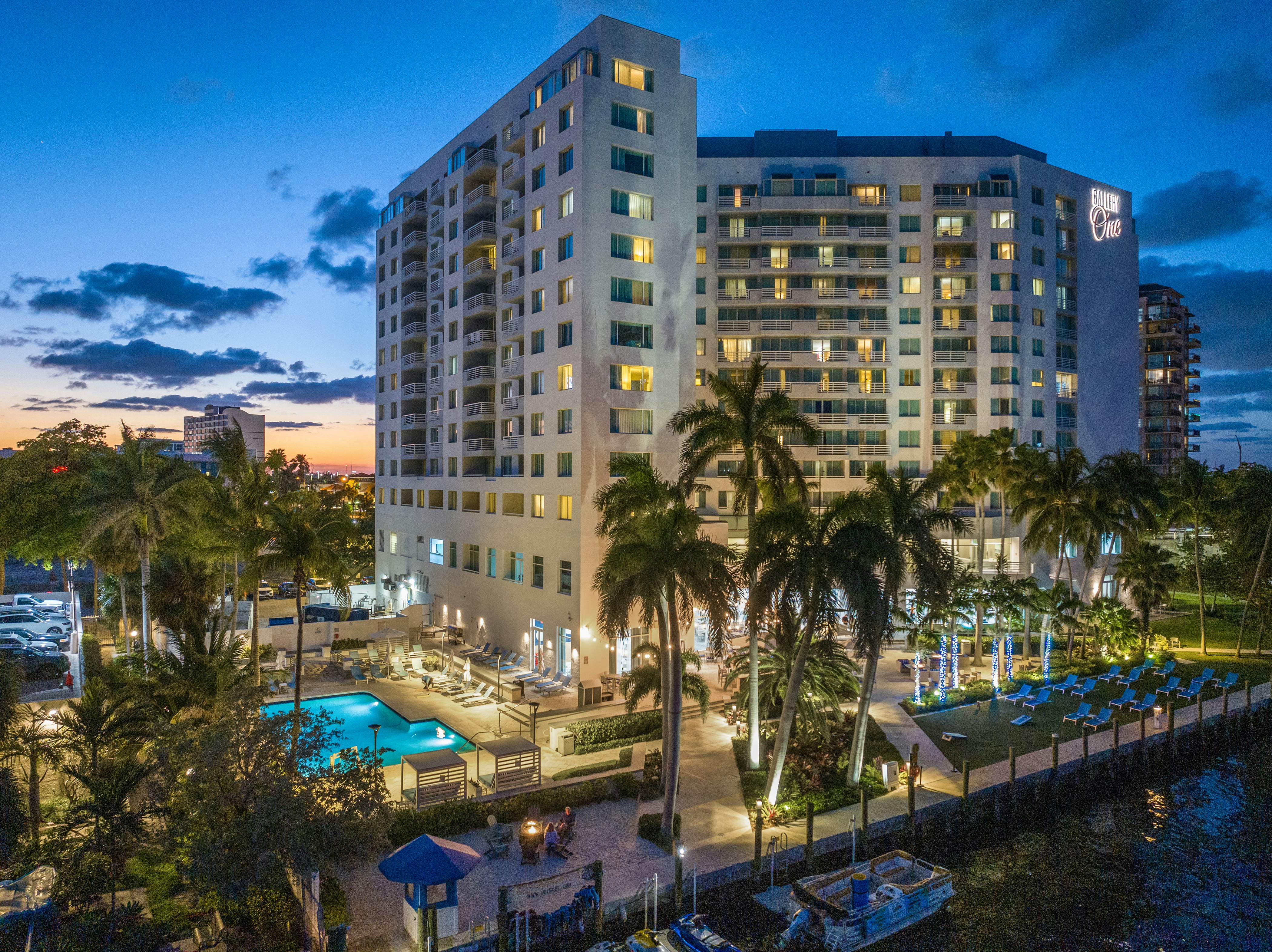 GALLERYone - a DoubleTree Suites by Hilton Hotel 8/81