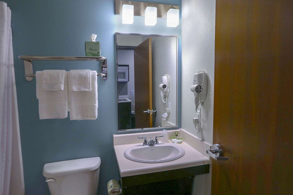 WoodSpring Suites Las Colinas - Northwest Dallas 23/24