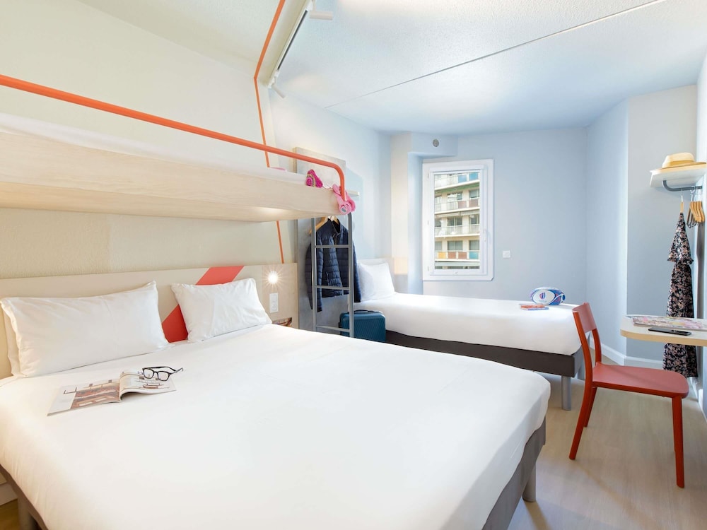 Ibis Budget Toulon Centre 33/67