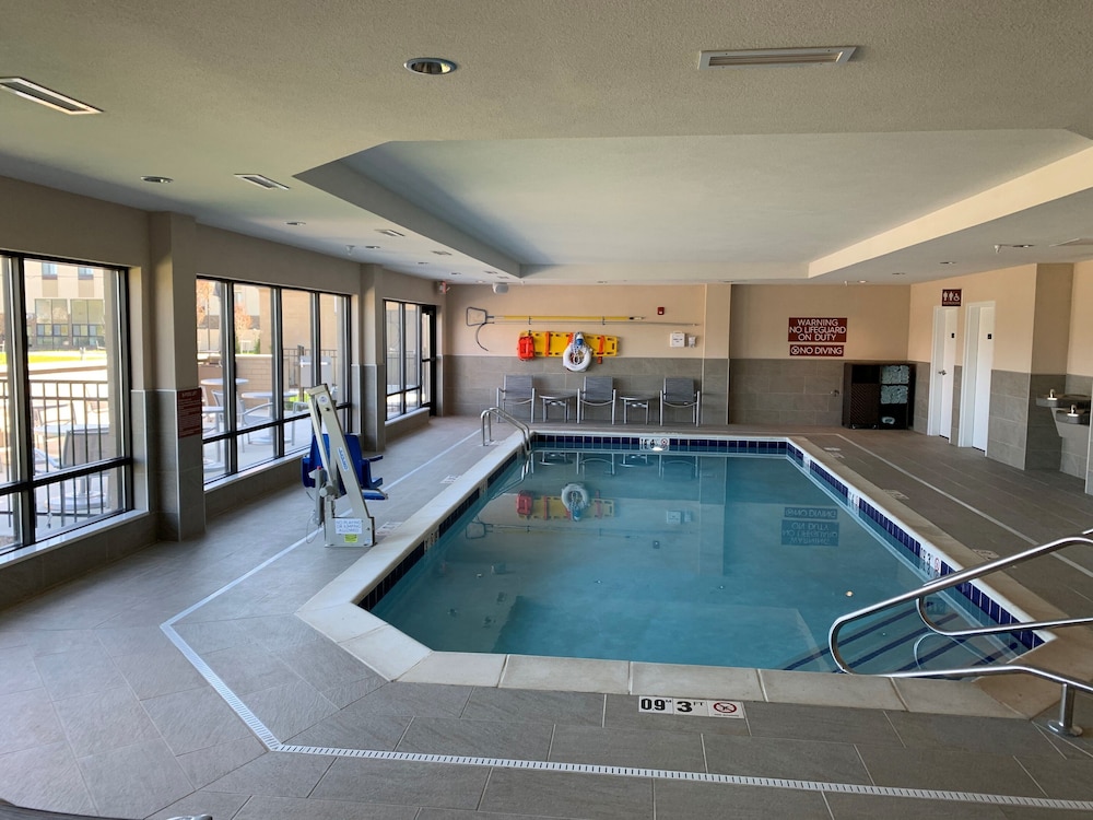 TownePlace Suites Detroit Belleville 22/50