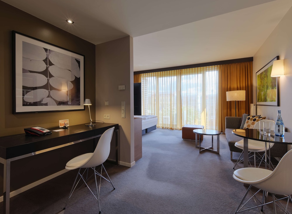 Adina Apartment Hotel Berlin Mitte 48/71