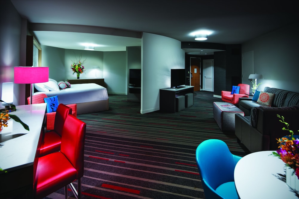 Universal's Hard Rock Hotel 36/69