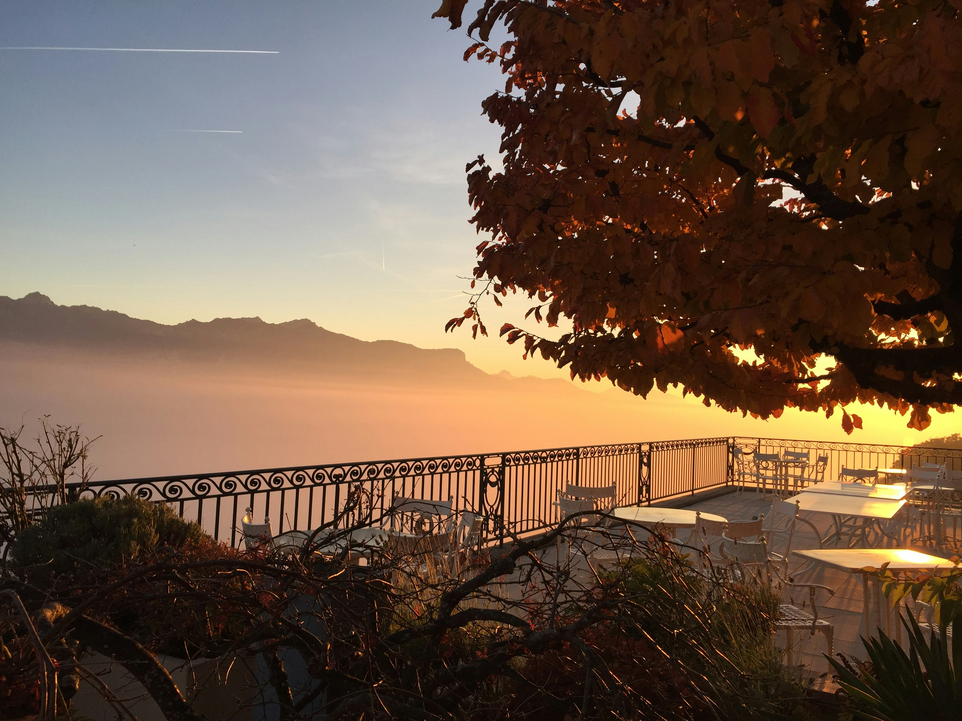 Le Mirador Resort and Spa 77/83