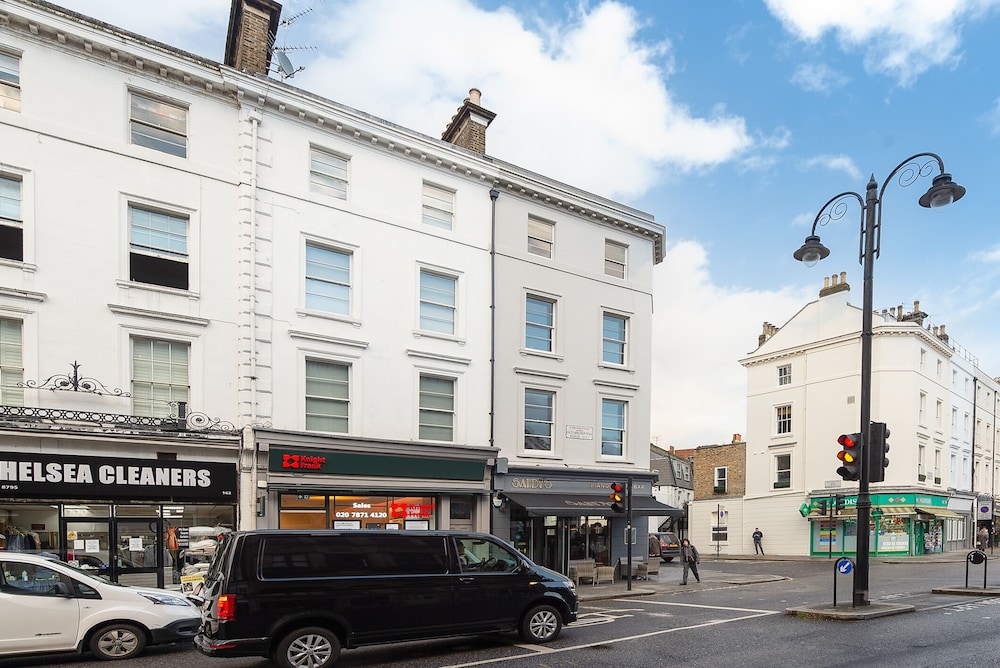 South Kensington by CAPITAL 61/65