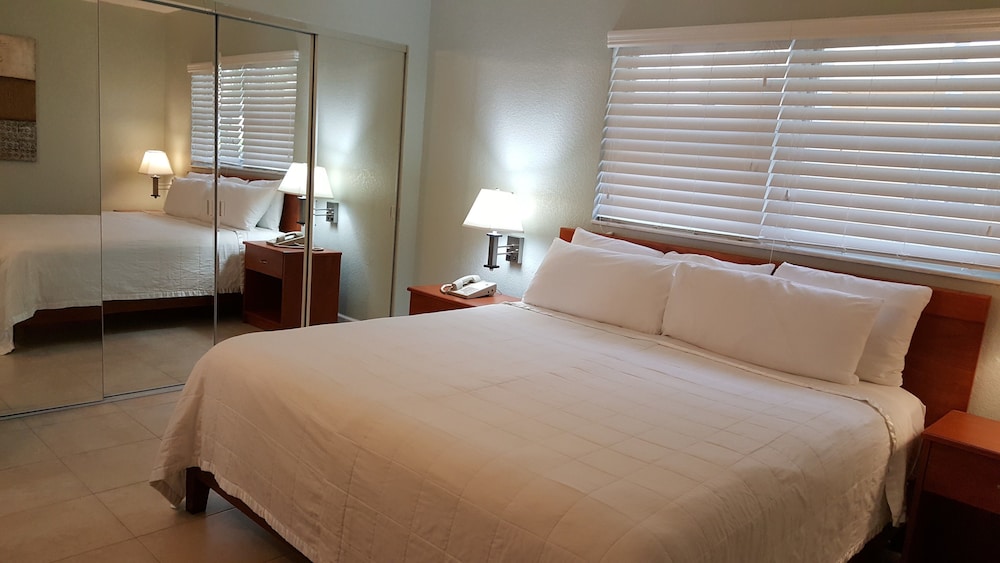 Coral Key Inn 15/71