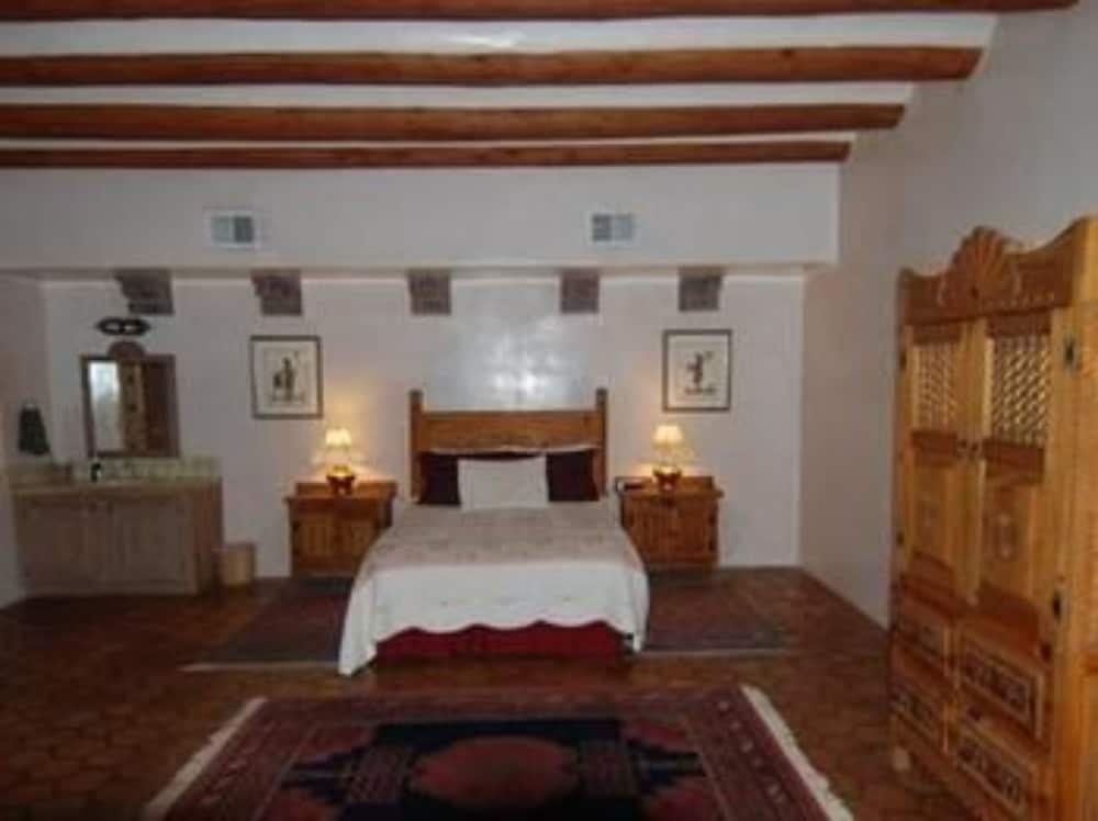 The Inn at the Delta 7/32
