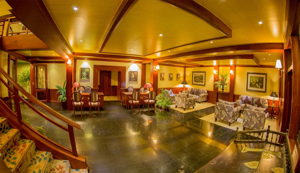Hunas Falls Hotel Kandy 69/77