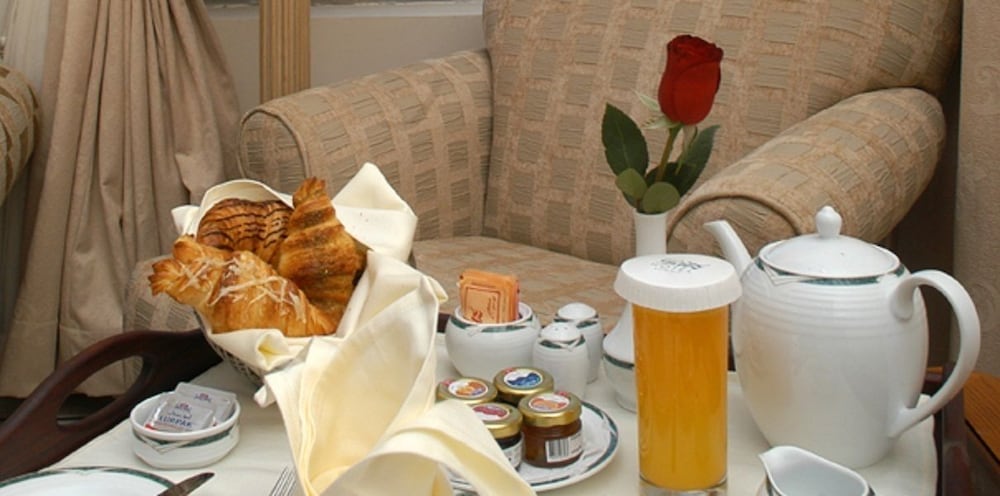 LE ROYAL Express Sharq Hotel 23/25