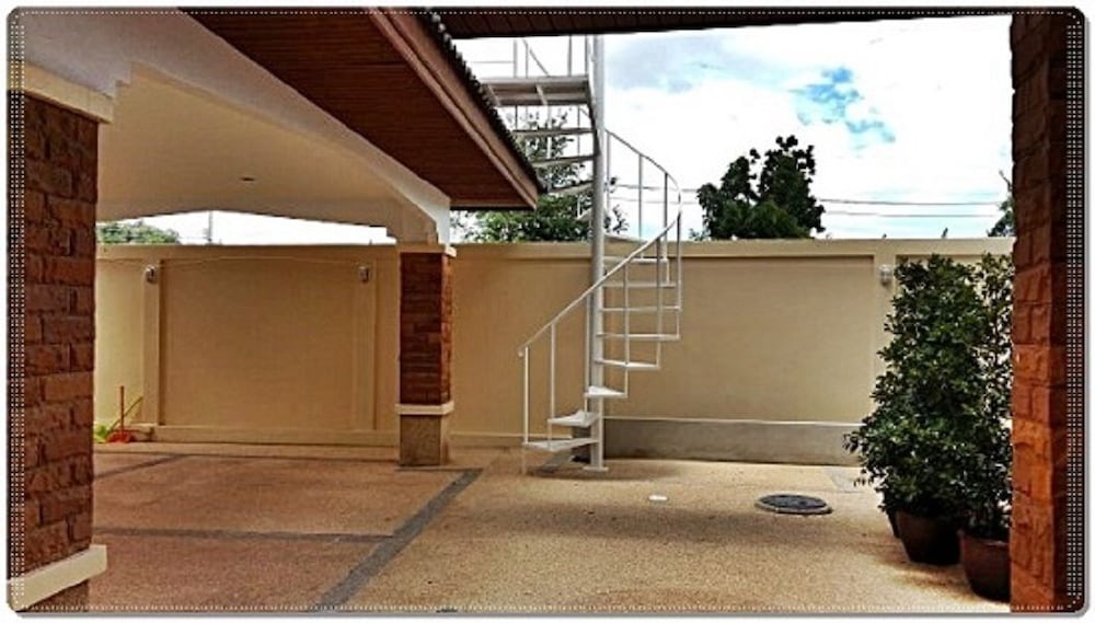 Wongsuwan Pool Villa 41/50